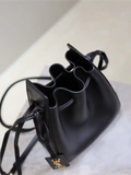 bucket bag in leather