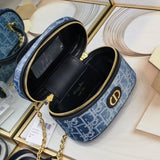 montaigne mini vanity bag