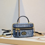 montaigne mini vanity bag