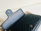 GG Marmont Medium Shoulder Bag