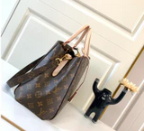 Capucines BB handbag