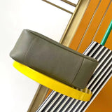 LE 5 À 7 Large Smooth Leather Soft Bag